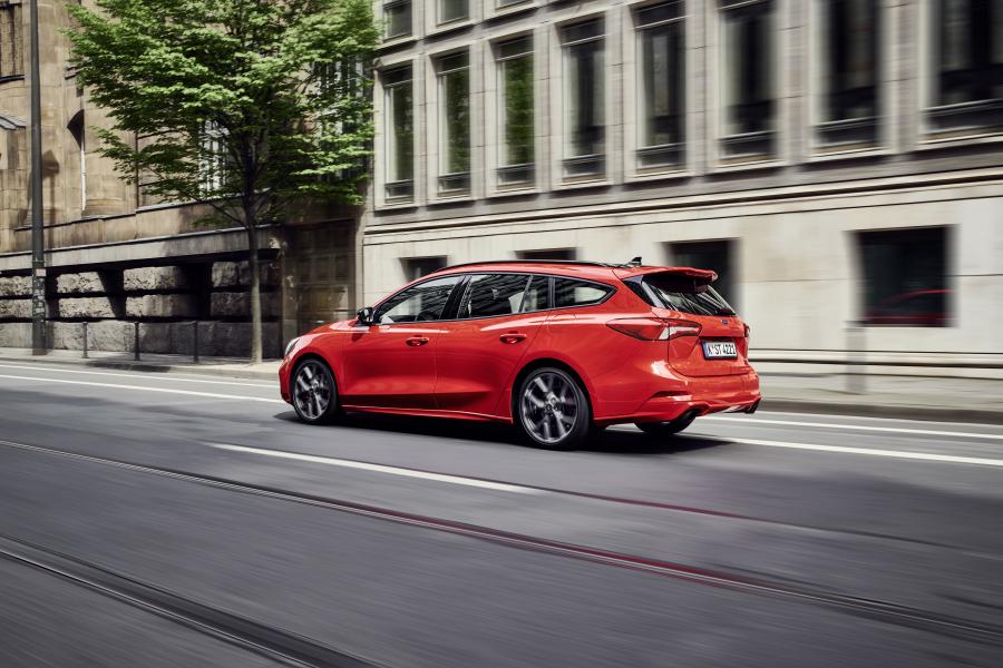  Ford Focus ST Estate 2019 года  (WW) (фото 39 из 40)
